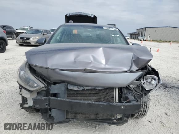 ✅ 2019 Hyundai Accent SE • VIN: 3KPC24A39KE040790 • Лот: 76481144. Опубликован ранее на Copart с пробегом 127 841 миль. Бесплатный доступ к архиву аукционных продаж из США и подробный отчёт об истории автомобиля на DreamBid. Изображение 5.