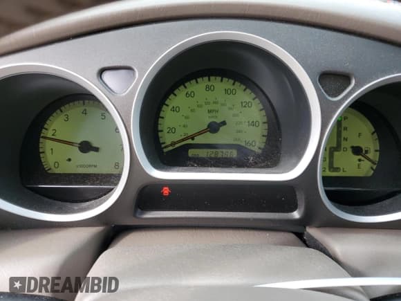 ✅ 2001 Lexus GS 430 • VIN: JT8BL69S810004076 • Лот: 49353555. Опубликован ранее на Copart с пробегом 128 796 миль. Бесплатный доступ к архиву аукционных продаж из США и подробный отчёт об истории автомобиля на DreamBid. Изображение 9.