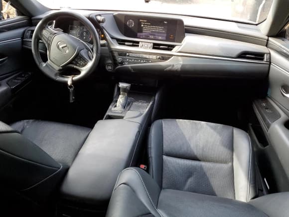 ✅ 2020 Lexus ES 350 Ultra Luxury • VIN: 58ACZ1B12LU060524 • Lot: 88558665. Listed on Copart with 79,314 mi. Free auction sales archive from the USA and detailed vehicle history report at DreamBid. Image 8.
