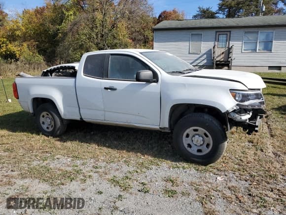 ✅ 2019 Chevrolet Colorado 2WD Work Truck • VIN: 1GCHSBEA9K1285689 • Lot: 75997304. Listed on Copart with Not provided. Free auction sales archive from the USA and detailed vehicle history report at DreamBid. Image 4.