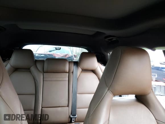 ✅ 2015 Mercedes-Benz GLA 45 AMG • VIN: WDDTG5CB8FJ101802 • Lot: 49879535. Listed on Copart with 81,598 mi. Free auction sales archive from the USA and detailed vehicle history report at DreamBid. Image 10.