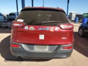 ✅ 2017 Jeep Cherokee Latitude • VIN: 1C4PJLCB7HW586635 • Lot: 87436465. Wystawiony na Copart z przebiegiem 111 862 mil. Bezpłatny archiwum sprzedaży aukcyjnych z USA i szczegółowy raport historii pojazdu na DreamBid. Zdjęcie 6.