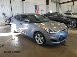 ✅ 2014 Hyundai Veloster • VIN: KMHTC6AD4EU206684 • Lot: 78092774. Wystawiony na Copart z przebiegiem 148 654 mil. Bezpłatny archiwum sprzedaży aukcyjnych z USA i szczegółowy raport historii pojazdu na DreamBid. Zdjęcie 4.