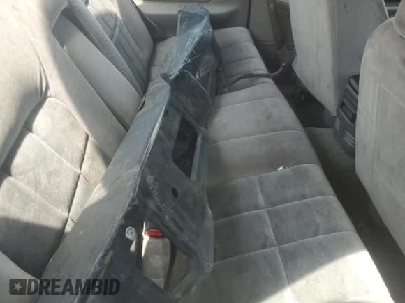 ✅ 1996 Ford Thunderbird LX • VIN: 1FALP6248TH120488 • Лот: 61911275. Опубликован ранее на Copart с пробегом 224 056 миль. Бесплатный доступ к архиву аукционных продаж из США и подробный отчёт об истории автомобиля на DreamBid. Изображение 10.