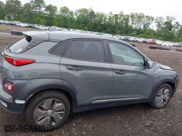 2019 Hyundai Kona Limited z VIN KM8K33AG3KU030355, wystawiony jako IAAI lot #42377611 z przebiegiem 81 807 mil mil oraz . Historia ofert i sprzedaży dostępna na DreamBid. Obrazek 13.