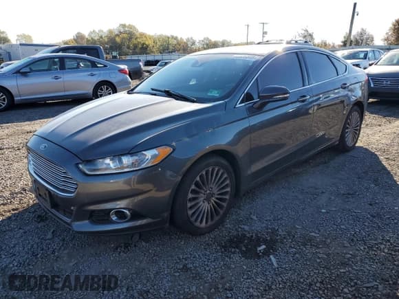 ✅ 2015 Ford Fusion Titanium • VIN: 3FA6P0D93FR176098 • Lot: 89925045. Wystawiony na Copart z przebiegiem 72 516 mil. Bezpłatny archiwum sprzedaży aukcyjnych z USA i szczegółowy raport historii pojazdu na DreamBid. Zdjęcie 1.