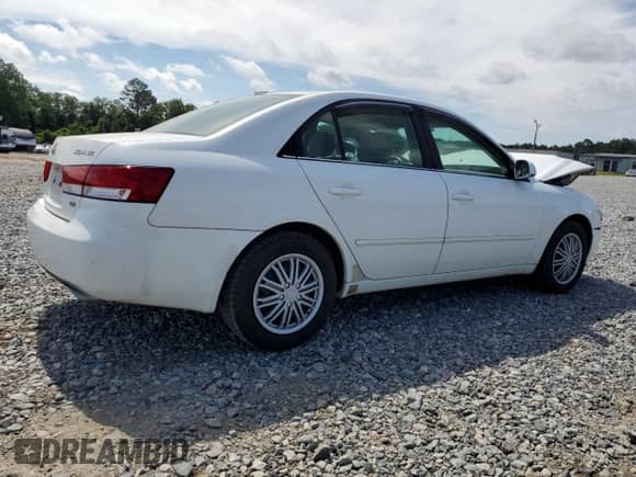 2008 Hyundai Sonata GLS z VIN 5NPET46F48H384475, wystawiony jako Copart lot #61453285 z przebiegiem 136 239 mil mil oraz Szkoda całkowita • Salvage title. Historia ofert i sprzedaży dostępna na DreamBid. Obrazek 3.