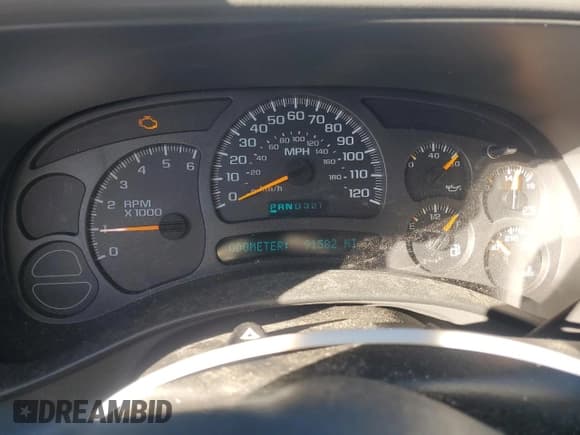 ✅ 2003 Chevrolet Suburban Z71 • VIN: 3GNFK16Z63G192340 • Lot: 89539315. Listed on Copart with 91,582 mi. Free auction sales archive from the USA and detailed vehicle history report at DreamBid. Image 9.