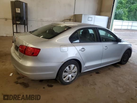 ✅ 2012 Volkswagen Jetta S • VIN: 3VW2K7AJ3CM382705 • Lot: 62032305. Listed on Copart with 145,527 mi. Free auction sales archive from the USA and detailed vehicle history report at DreamBid. Image 3.
