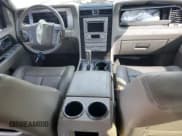 ✅ 2010 Lincoln Navigator • VIN: 5LMJJ3J55AEJ07877 • Lot: 65693525. Listed on Copart with Not provided. Free auction sales archive from the USA and detailed vehicle history report at DreamBid. Image 8.