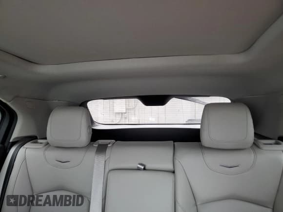 ✅ 2023 Cadillac XT4 FWD Premium Luxury • VIN: 1GYFZCR41PF111214 • Lot: 53532575. Wystawiony na Copart z przebiegiem 13 340 mil. Bezpłatny archiwum sprzedaży aukcyjnych z USA i szczegółowy raport historii pojazdu na DreamBid. Zdjęcie 10.