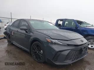 ✅ 2025 Toyota Camry SE • VIN: 4T1DAACK7SU556251 • Лот: 43503817. Опубликован ранее на IAAI с пробегом 36 116 миль. Бесплатный доступ к архиву аукционных продаж из США и подробный отчёт об истории автомобиля на DreamBid. Изображение 1.