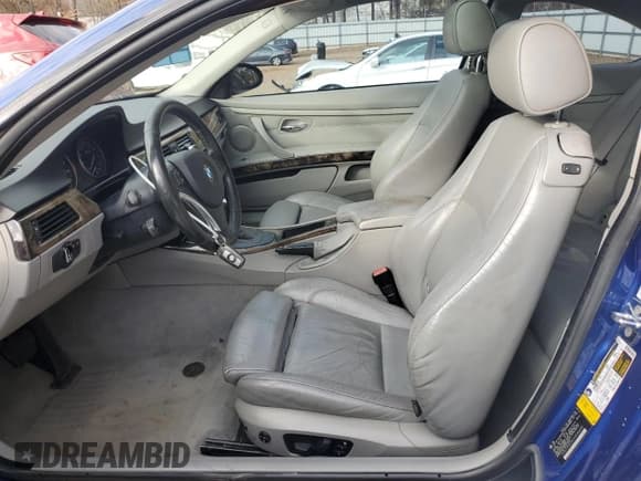 ✅ 2009 BMW 3 Series 328i • VIN: WBAWB335X9P136070 • Lot: 84365194. Listed on Copart with 143,802 mi. Free auction sales archive from the USA and detailed vehicle history report at DreamBid. Image 7.