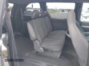 ✅ 2005 Dodge Caravan SE • VIN: 1D4GP25B75B142019 • Lot: 43391395. Wystawiony na IAAI z przebiegiem 66 986 mil. Bezpłatny archiwum sprzedaży aukcyjnych z USA i szczegółowy raport historii pojazdu na DreamBid. Zdjęcie 8.