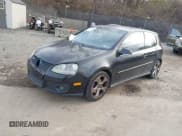 ✅ 2009 Volkswagen Golf GTI • VIN: WVWEV71K49W103674 • Lot: 43906525. Wystawiony na IAAI z przebiegiem 152 311 mil. Bezpłatny archiwum sprzedaży aukcyjnych z USA i szczegółowy raport historii pojazdu na DreamBid. Zdjęcie 2.