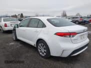 ✅ 2021 Toyota Corolla LE • VIN: 5YFEPMAE4MP210096 • Lot: 43752118. Listed on IAAI with 77,224 mi. Free auction sales archive from the USA and detailed vehicle history report at DreamBid. Image 3.