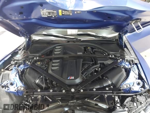 ✅ 2023 BMW M4 Competition xDrive • VIN: WBS33BA06PCL41709 • Lot: 42395952. Listed on IAAI with 24,066 mi. Free auction sales archive from the USA and detailed vehicle history report at DreamBid. Image 10.