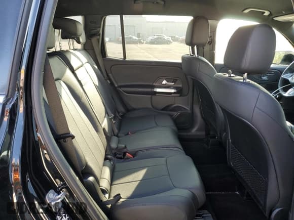 ✅ 2025 Mercedes-Benz GLB 250 • VIN: W1N4M4GB7SW400229 • Lot: 82243335. Listed on Copart with 1,205 mi. Free auction sales archive from the USA and detailed vehicle history report at DreamBid. Image 11.