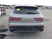 ✅ 2023 Genesis GV70 Sport • VIN: KMUMCDTC1PU098851 • Лот: 41864774. Опубликован ранее на IAAI с пробегом 15 016 миль. Бесплатный доступ к архиву аукционных продаж из США и подробный отчёт об истории автомобиля на DreamBid. Изображение 16.