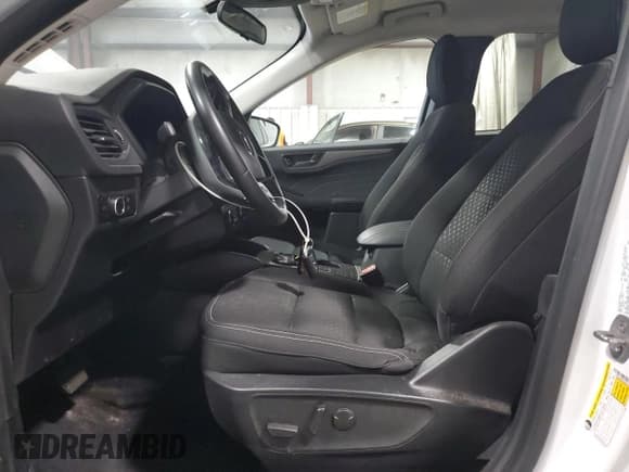 ✅ 2023 Ford Escape Active • VIN: 1FMCU9GN5PUA91708 • Лот: 93064255. Опубликован ранее на Copart с пробегом 47 046 миль. Бесплатный доступ к архиву аукционных продаж из США и подробный отчёт об истории автомобиля на DreamBid. Изображение 7.