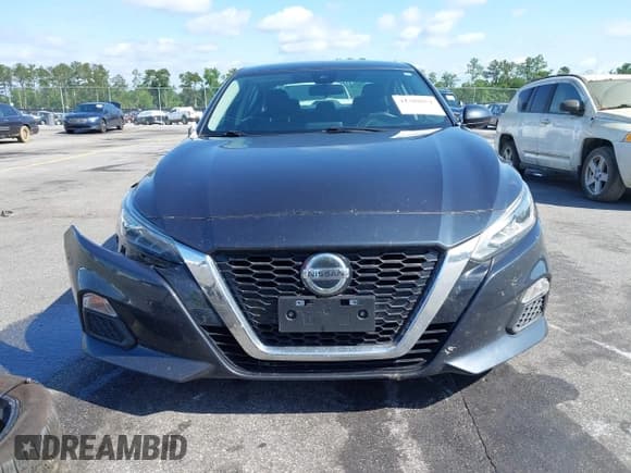 ✅ 2021 Nissan Altima SV • VIN: 1N4BL4DV1MN359241 • Lot: 42309051. Listed on IAAI with 130,584 mi. Free auction sales archive from the USA and detailed vehicle history report at DreamBid. Image 13.
