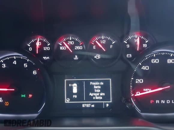 ✅ 2019 Chevrolet Silverado 1500 Work Truck • VIN: 3GCNWAEHXKG268576 • Lot: 41688465. Wystawiony na IAAI z przebiegiem 97 187 mil. Bezpłatny archiwum sprzedaży aukcyjnych z USA i szczegółowy raport historii pojazdu na DreamBid. Zdjęcie 7.