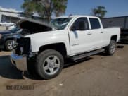 ✅ 2015 Chevrolet Silverado 2500HD LT • VIN: 1GC1CVEG5FF621724 • Lot: 62314484. Wystawiony na Copart z przebiegiem Nie podano. Bezpłatny archiwum sprzedaży aukcyjnych z USA i szczegółowy raport historii pojazdu na DreamBid. Zdjęcie 1.