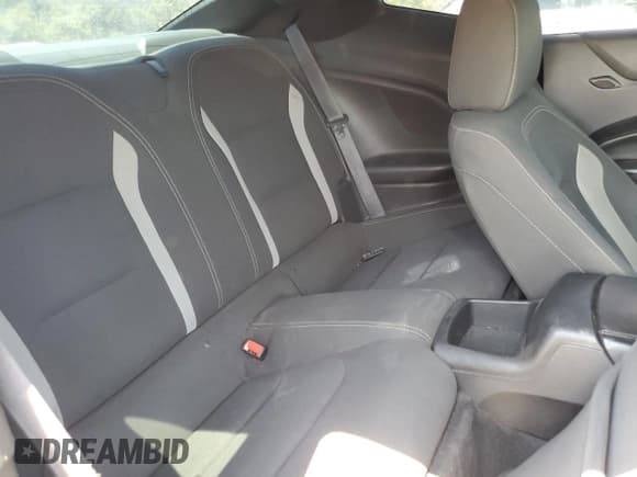 ✅ 2018 Chevrolet Camaro 1LT • VIN: 1G1FB1RS7J0110147 • Lot: 70196105. Wystawiony na Copart z przebiegiem 103 630 mil. Bezpłatny archiwum sprzedaży aukcyjnych z USA i szczegółowy raport historii pojazdu na DreamBid. Zdjęcie 10.