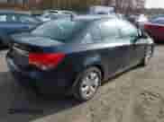 2014 Chevrolet Cruze LS z VIN 1G1PA5SG5E7213648, wystawiony jako IAAI lot #43625005 z przebiegiem 169 525 mil mil oraz . Historia ofert i sprzedaży dostępna na DreamBid. Obrazek 4.