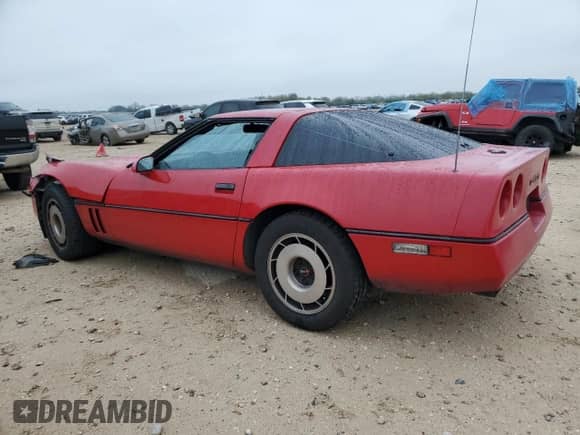 1985 Chevrolet Corvette with VIN 1G1YY0782F5138652, listed as a Copart auction lot 83541954 with 63,596 mi miles and Salvage title. Bid and sale history available at DreamBid. Image 2.