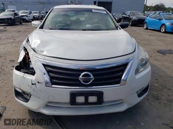 2015 Nissan Altima S z VIN 1N4AL3AP4FN308878, wystawiony jako Copart lot #84650545 z przebiegiem 125 290 mil mil oraz Szkoda całkowita • Salvage title. Historia ofert i sprzedaży dostępna na DreamBid. Obrazek 5.