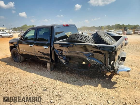 ✅ 2009 Chevrolet Silverado 1500 LT • VIN: 3GCEC23J99G204771 • Lot: 81217675. Wystawiony na Copart z przebiegiem 211 725 mil. Bezpłatny archiwum sprzedaży aukcyjnych z USA i szczegółowy raport historii pojazdu na DreamBid. Zdjęcie 2.