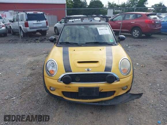 ✅ 2009 MINI Hardtop S • VIN: WMWMF73579TT95190 • Лот: 42947390. Опубликован ранее на IAAI с пробегом 113 217 миль. Бесплатный доступ к архиву аукционных продаж из США и подробный отчёт об истории автомобиля на DreamBid. Изображение 12.