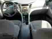 2011 Hyundai Sonata GLS z VIN 5NPEB4AC0BH018441, wystawiony jako Copart lot #63911395 z przebiegiem 105 465 mil mil oraz Szkoda całkowita • Salvage title. Historia ofert i sprzedaży dostępna na DreamBid. Obrazek 8.