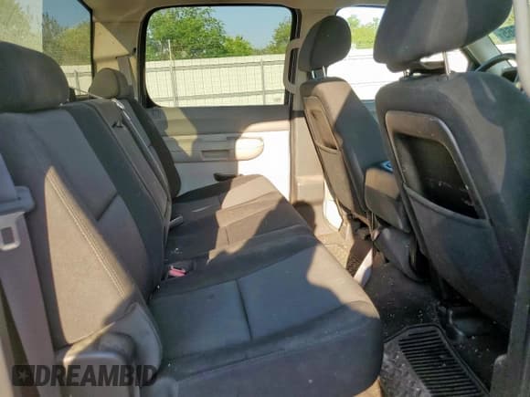 ✅ 2013 Chevrolet Silverado 2500HD Work Truck • VIN: 1GC1CVCG7DF231093 • Лот: 84637665. Опубликован ранее на Copart с пробегом 165 571 миль. Бесплатный доступ к архиву аукционных продаж из США и подробный отчёт об истории автомобиля на DreamBid. Изображение 10.