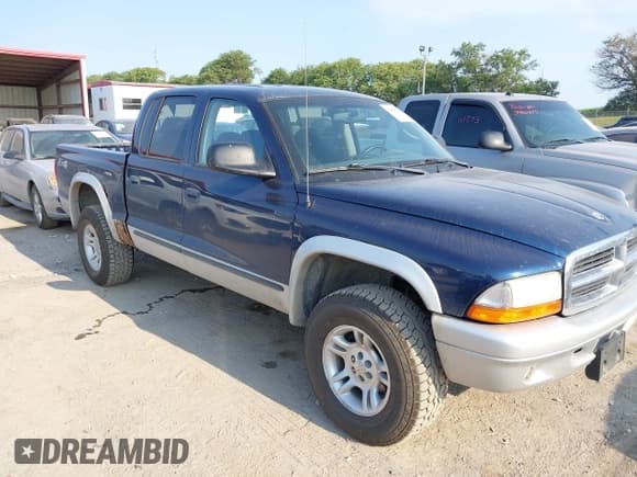 ✅ 2004 Dodge Dakota SLT • VIN: 1D7HG48N14S610012 • Lot: 39853794. Wystawiony na IAAI z przebiegiem 158 998 mil. Bezpłatny archiwum sprzedaży aukcyjnych z USA i szczegółowy raport historii pojazdu na DreamBid. Zdjęcie 1.