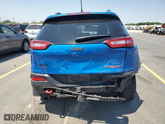 ✅ 2017 Jeep Cherokee L Plus Pkg • VIN: 1C4PJMBSXHW595644 • Lot: 65078105. Wystawiony na Copart z przebiegiem 87 321 mil. Bezpłatny archiwum sprzedaży aukcyjnych z USA i szczegółowy raport historii pojazdu na DreamBid. Zdjęcie 6.