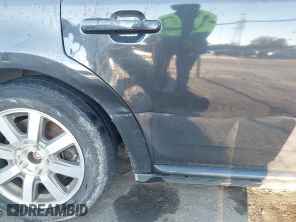 ✅ 2008 Ford Taurus SEL • VIN: 1FAHP24W88G120923 • Lot: 43568462. Listed on IAAI with 172,080 mi. Free auction sales archive from the USA and detailed vehicle history report at DreamBid. Image 6.