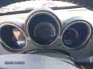 2008 Dodge Nitro SLT z VIN 1D8GT58K78W150268, wystawiony jako IAAI lot #42560600 z przebiegiem 139 749 mil mil oraz . Historia ofert i sprzedaży dostępna na DreamBid. Obrazek 7.