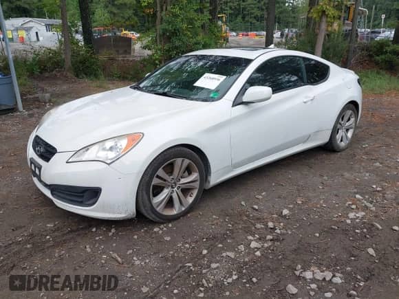 2010 Hyundai Genesis Coupe Premium с VIN KMHHT6KD0AU041148, выставлен на аукционе IAAI как лот 43268936 с пробегом 192 829 миль миль и . История ставок и продаж доступна на DreamBid. Изображение 2.