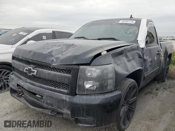 ✅ 2008 Chevrolet Silverado 1500 • VIN: 1GCEC14J78Z211922 • Лот: 89191175. Опубликован ранее на Copart с пробегом 182 198 миль. Бесплатный доступ к архиву аукционных продаж из США и подробный отчёт об истории автомобиля на DreamBid. Изображение 1.