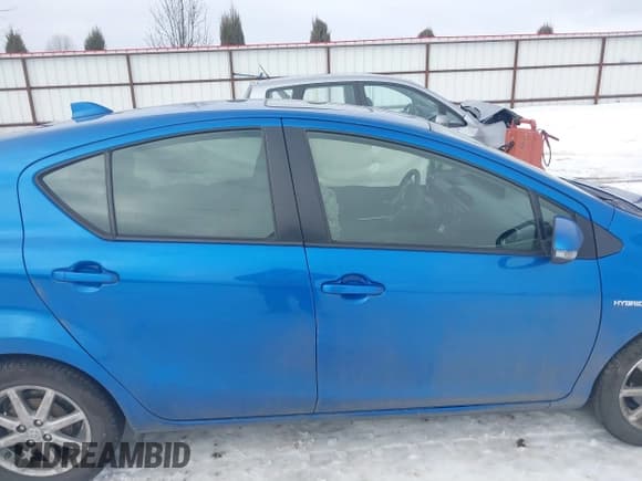 ✅ 2016 Toyota Prius One • VIN: JTDKDTB37G1128696 • Lot: 41594072. Listed on IAAI with 110,434 mi. Free auction sales archive from the USA and detailed vehicle history report at DreamBid. Image 13.