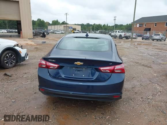 2020 Chevrolet Malibu LT with VIN 1G1ZD5ST2LF013004, listed as a IAAI auction lot 42984101 with 111,911 mi miles and . Bid and sale history available at DreamBid. Image 16.