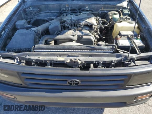 ✅ 1996 Toyota T100 DX • VIN: JT4TN12D6T0019189 • Лот: 78243124. Опубликован ранее на Copart с пробегом 213 674 миль. Бесплатный доступ к архиву аукционных продаж из США и подробный отчёт об истории автомобиля на DreamBid. Изображение 11.