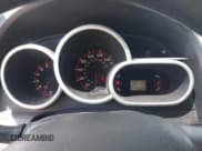 ✅ 2010 Pontiac Vibe 1SB • VIN: 5Y2SP6E09AZ404735 • Lot: 42943066. Listed on IAAI with 277,389 mi. Free auction sales archive from the USA and detailed vehicle history report at DreamBid. Image 7.