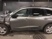 ✅ 2022 Acura MDX w/A-Spec Package • VIN: 5J8YE1H09NL050997 • Lot: 42202385. Wystawiony na IAAI z przebiegiem 15 076 mil. Bezpłatny archiwum sprzedaży aukcyjnych z USA i szczegółowy raport historii pojazdu na DreamBid. Zdjęcie 14.