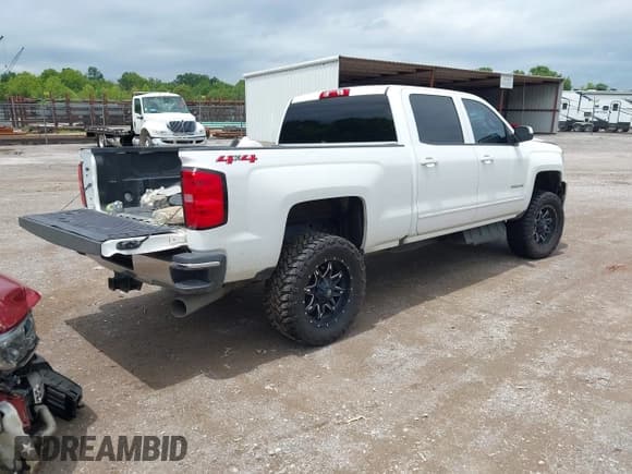 ✅ 2019 Chevrolet Silverado 2500HD LT • VIN: 1GC1KSEY0KF178774 • Лот: 42319711. Опубликован ранее на IAAI с пробегом 165 626 миль. Бесплатный доступ к архиву аукционных продаж из США и подробный отчёт об истории автомобиля на DreamBid. Изображение 4.