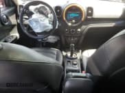 ✅ 2020 MINI Countryman Cooper • VIN: WMZYW5C06L3L03149 • Лот: 61272264. Опубликован ранее на Copart с пробегом 84 727 миль. Бесплатный доступ к архиву аукционных продаж из США и подробный отчёт об истории автомобиля на DreamBid. Изображение 8.