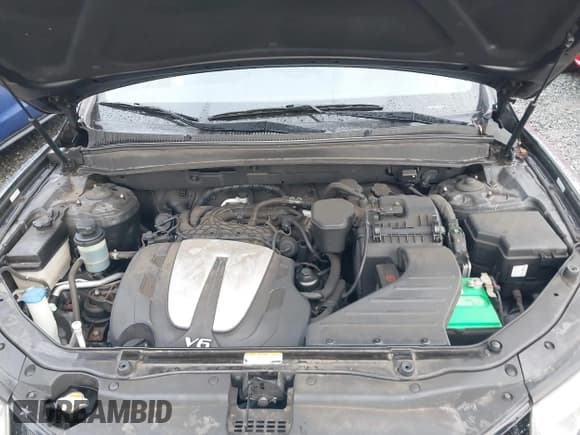 ✅ 2011 Hyundai Santa Fe Limited • VIN: 5XYZHDAG5BG002875 • Lot: 41233043. Listed on IAAI with 64,232 mi. Free auction sales archive from the USA and detailed vehicle history report at DreamBid. Image 10.