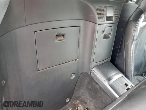 ✅ 2006 Mazda MX-5 Miata Grand Touring • VIN: JM1NC25F060120993 • Lot: 93970625. Wystawiony na Copart z przebiegiem 193 005 mil. Bezpłatny archiwum sprzedaży aukcyjnych z USA i szczegółowy raport historii pojazdu na DreamBid. Zdjęcie 10.